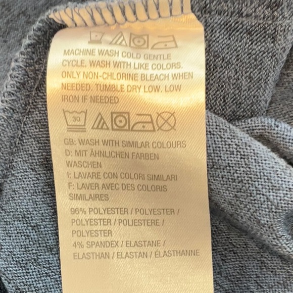 d & co. Pullover top NWOT size Medium - Picture 5 of 5